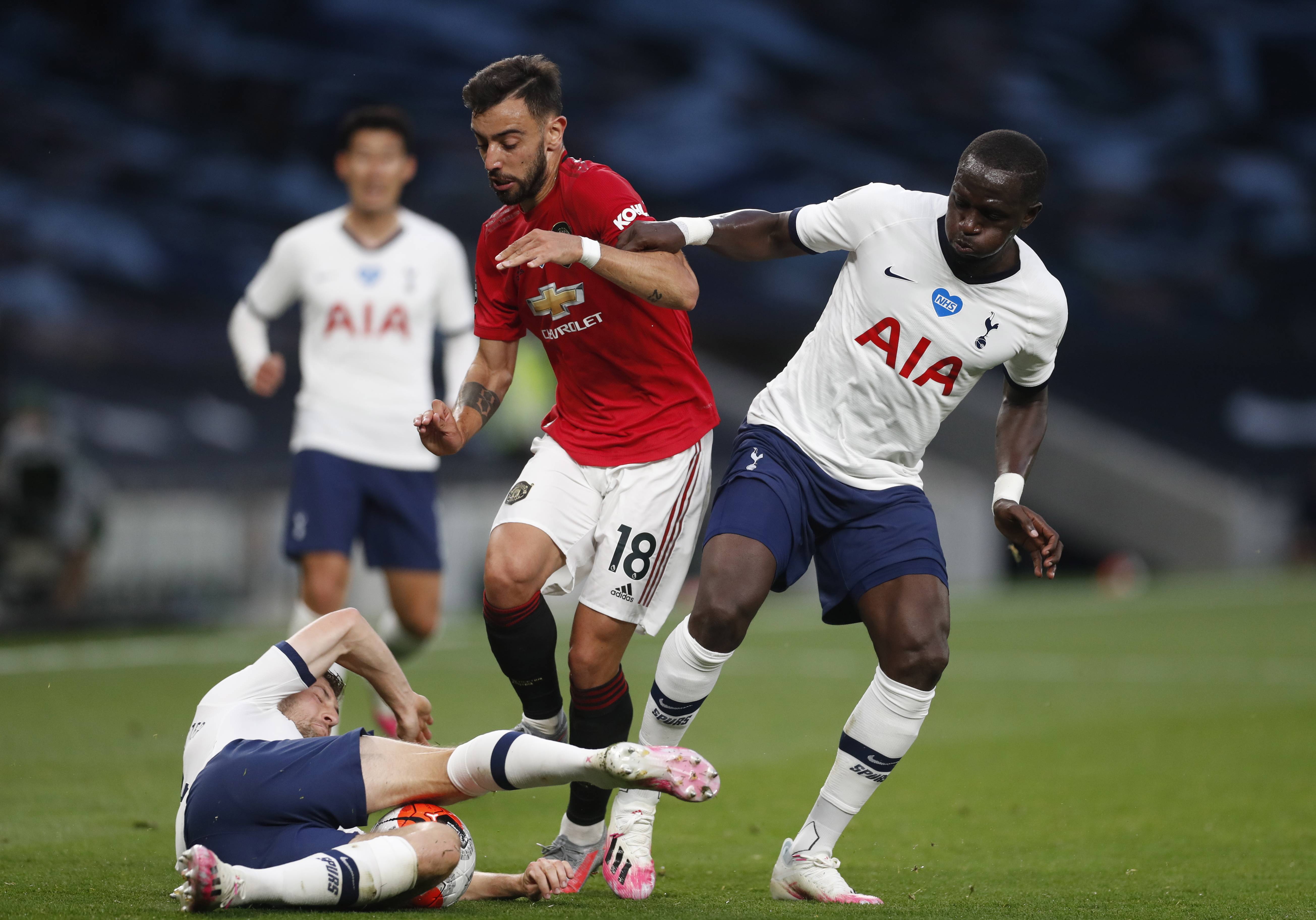 并巧妙地利 并巧妙地利