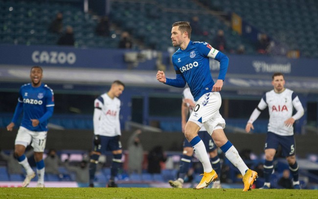 位足坛名帅 位足坛名帅